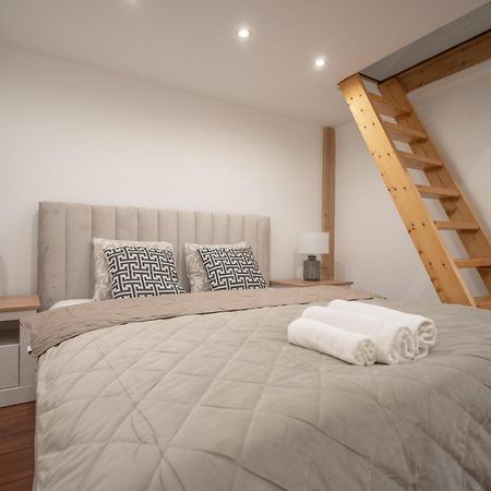Deluxe And Cozy City Center Suite For 8Ppl Budapest Eksteriør billede