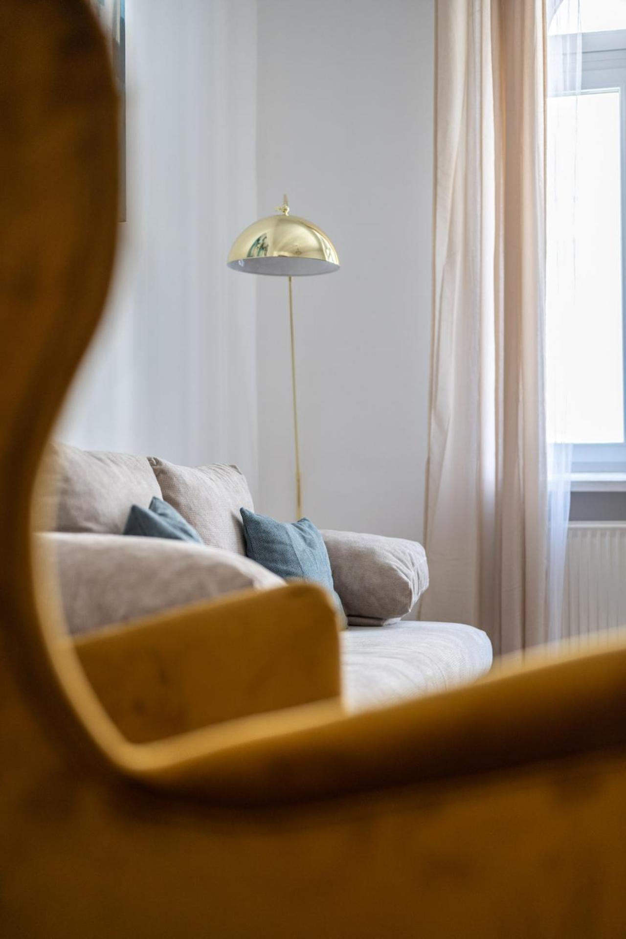 Deluxe And Cozy City Center Suite For 8Ppl Budapest Eksteriør billede