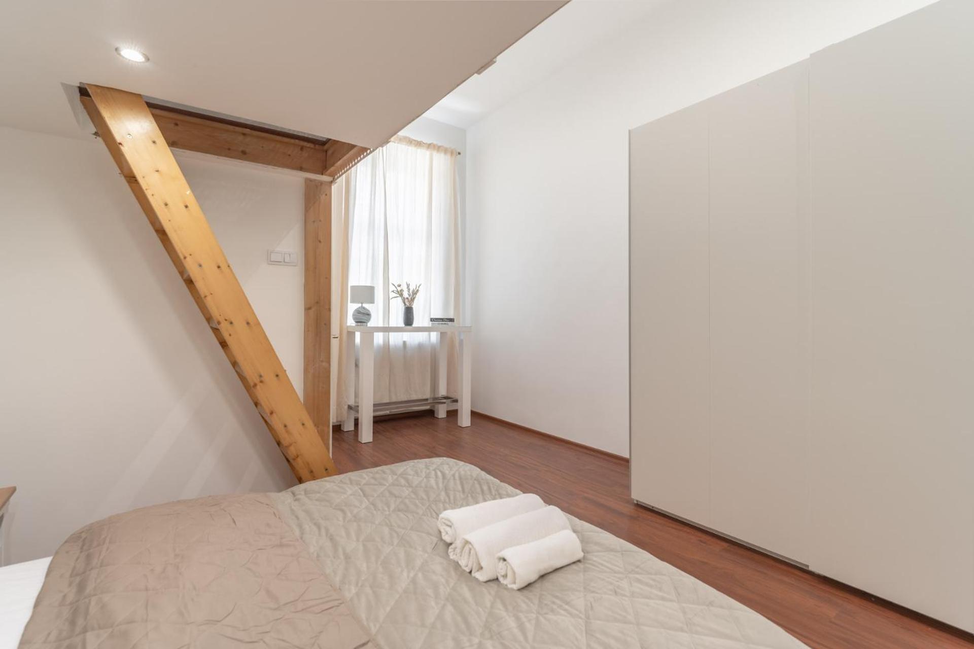 Deluxe And Cozy City Center Suite For 8Ppl Budapest Eksteriør billede