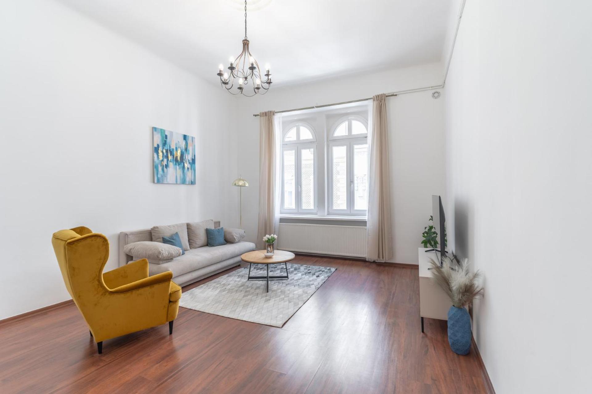 Deluxe And Cozy City Center Suite For 8Ppl Budapest Eksteriør billede